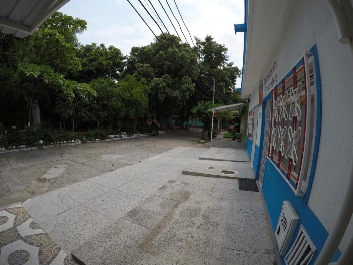 Backpackers And Travellers Hostel เนย์บา ภายนอก รูปภาพ