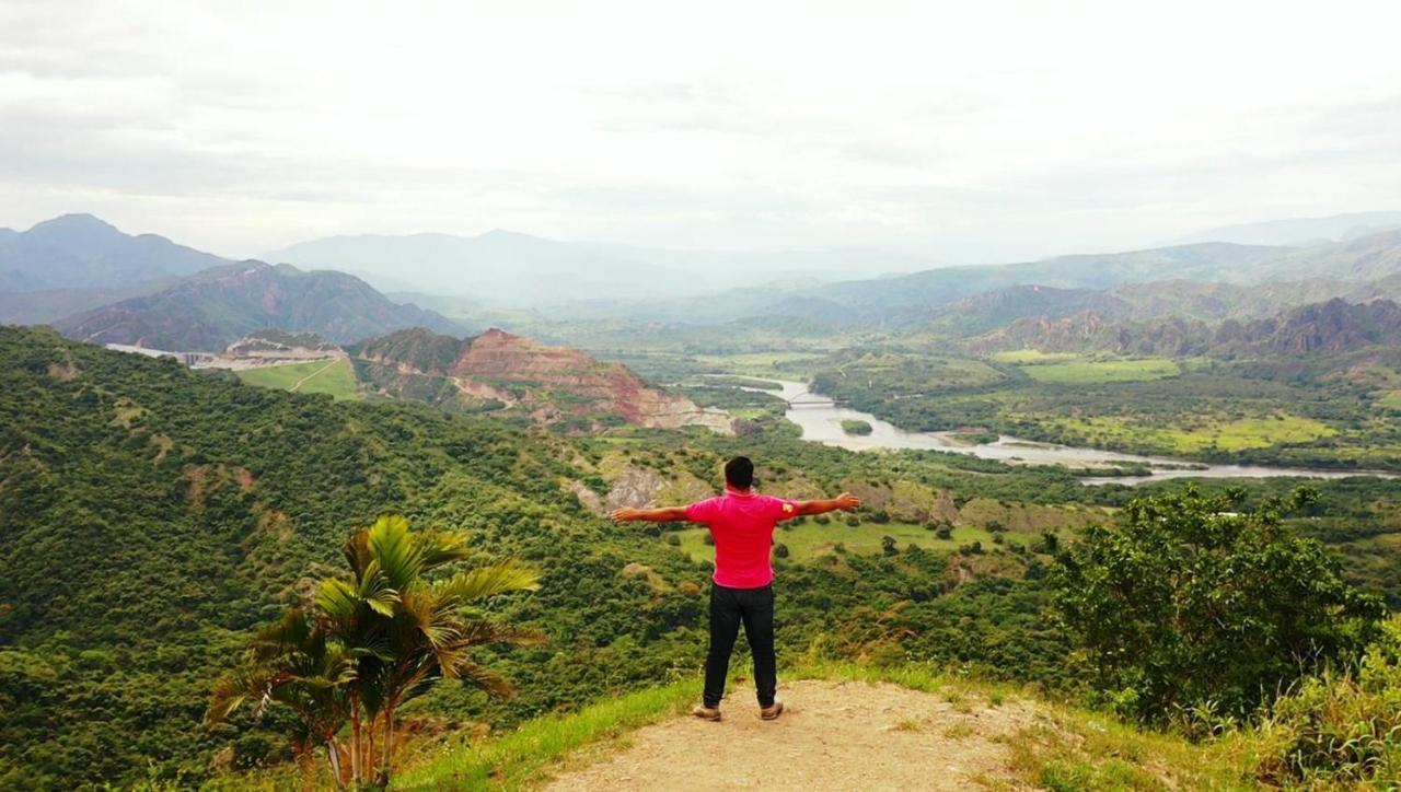 Backpackers And Travellers Hostel เนย์บา ภายนอก รูปภาพ