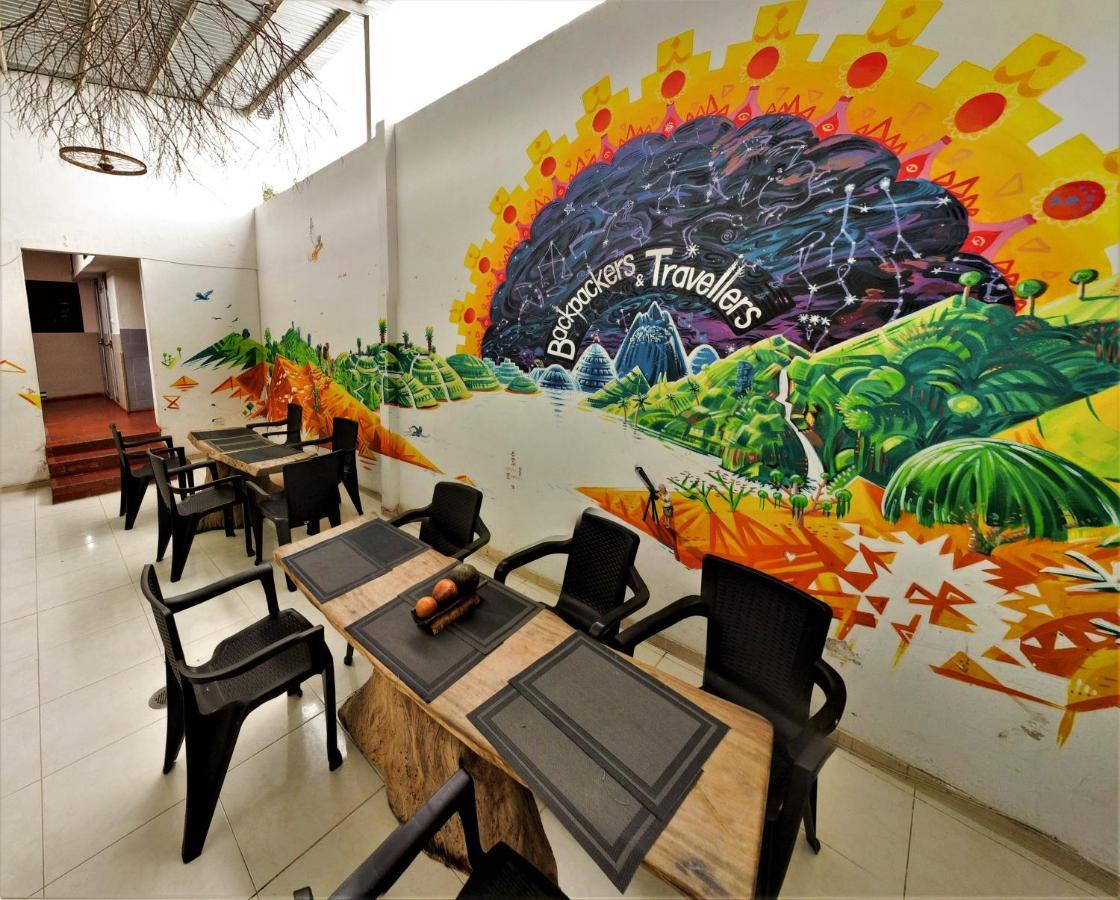 Backpackers And Travellers Hostel เนย์บา ภายนอก รูปภาพ