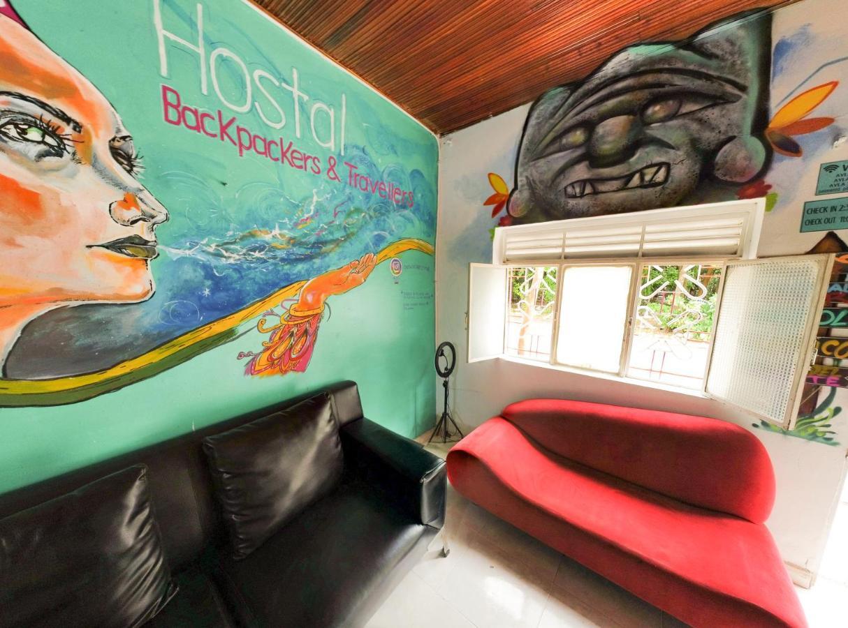 Backpackers And Travellers Hostel เนย์บา ภายนอก รูปภาพ